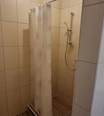 Bango Vendeghaz Хевиз