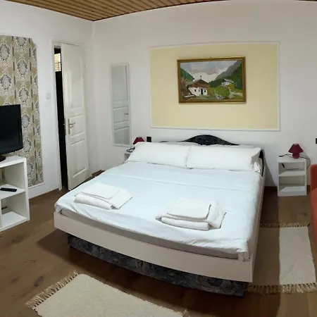 Bango Vendeghaz Gasthuis 3*