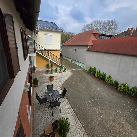 Casa de hóspedes Bangó