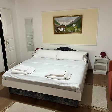 Bango Vendeghaz Penzion