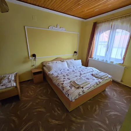 Bango Vendeghaz Gasthuis Hévíz