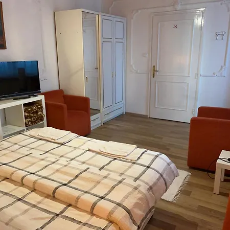 Bango Vendeghaz Hévíz