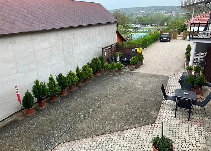 Bango Vendeghaz ゲストハウス